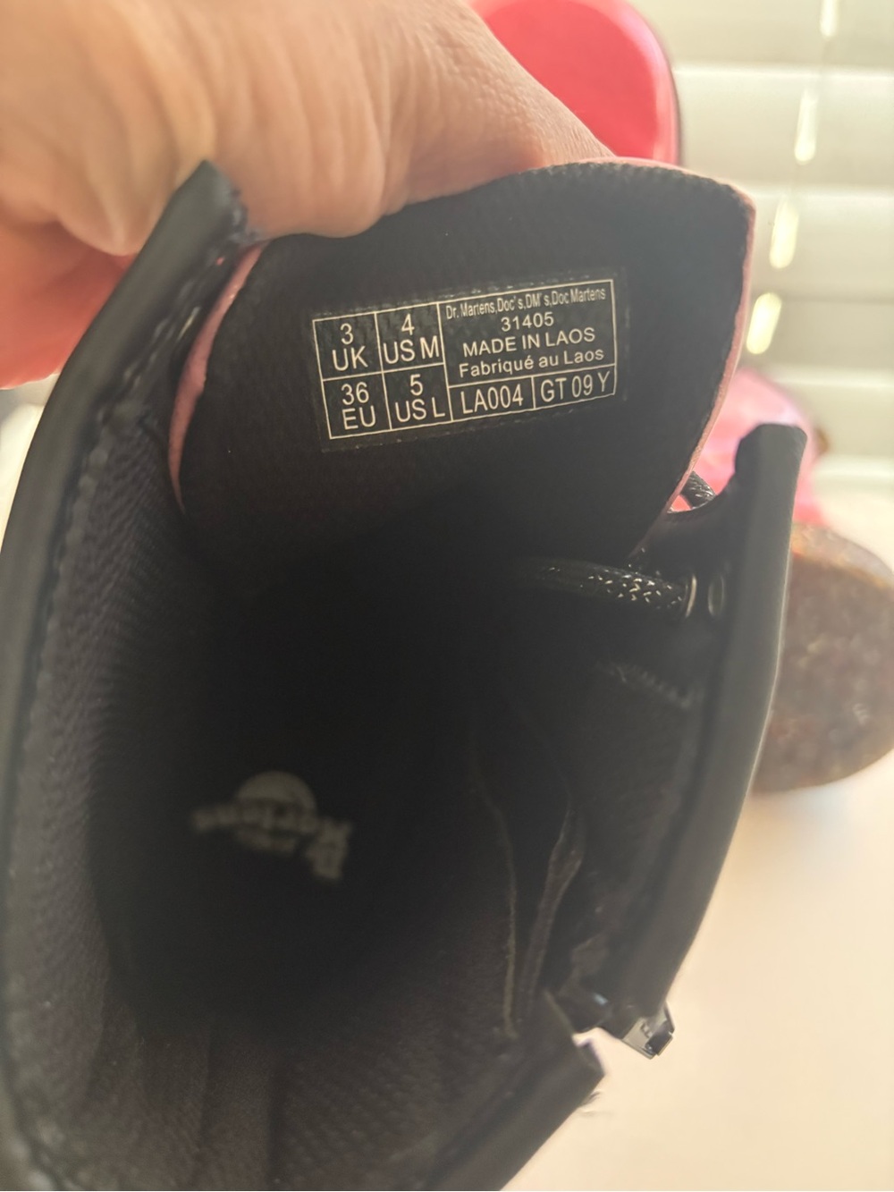 Dr. Martens 1460 Junior Pink Gradient Glitter Boots - Picture 7 of 7